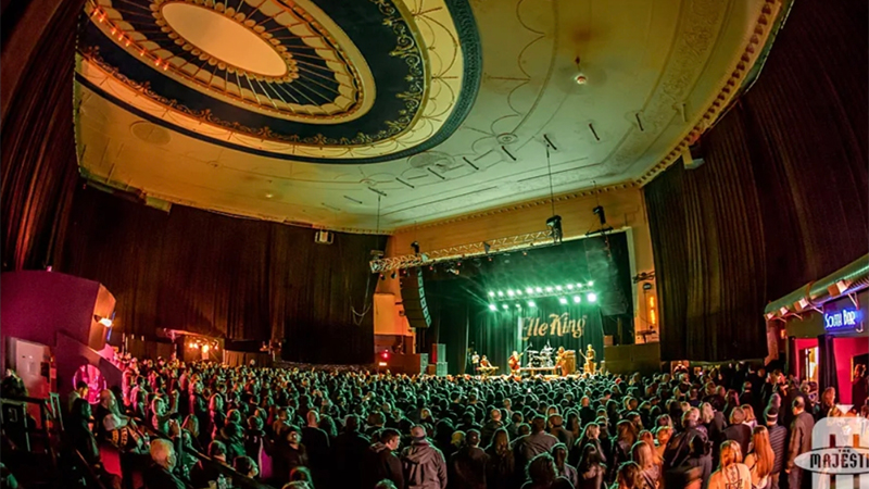 Live music concert at The Majestic Theater in Detroit featuring Elle King.
