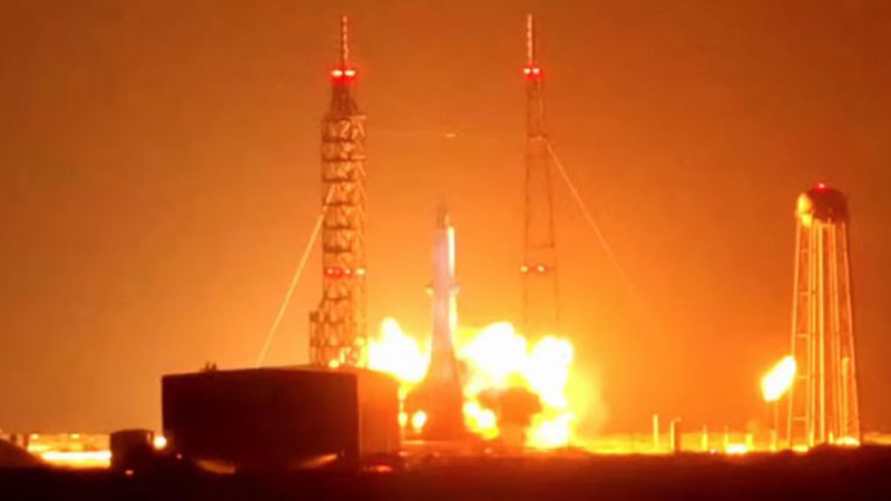 Top World News Stories: Gaza Flotilla Deportations, Ukraine War Destruction and Blue Origin Explosion Ignite Global Alarm
