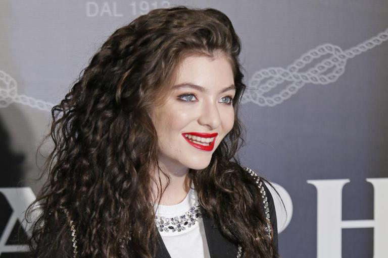 New Zealand Based Kiwi Pop Star Lorde Hints At New Music