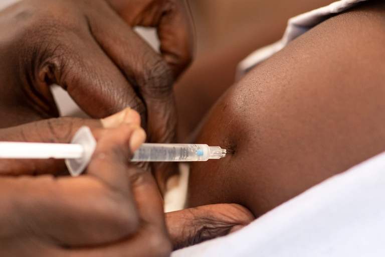 Over 800 Ugandans Injected With Water In Covid-19 Vaccination Scam