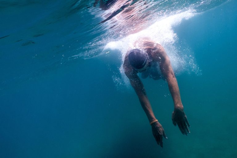 VIDEO: Hold Your Breath: Freediver Breaks Underwater World Record Aged 47