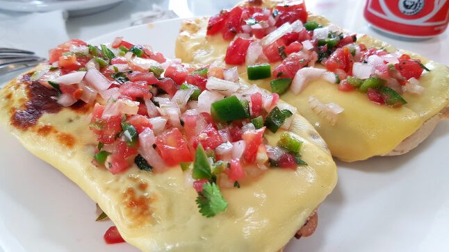 How Is the Popular Mexican Salsa ‘Pico de Gallo’ Made?