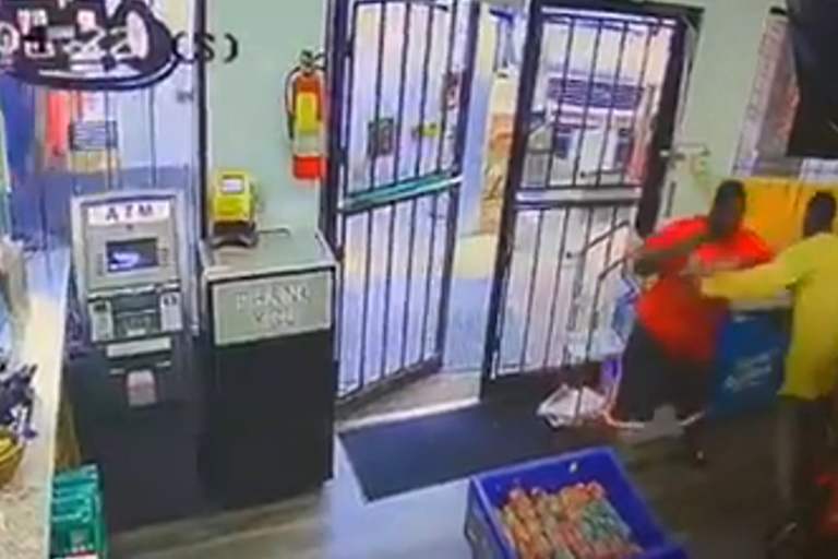 VIDEO: Gunman Shoots Shopper in U.S. Convenience Store