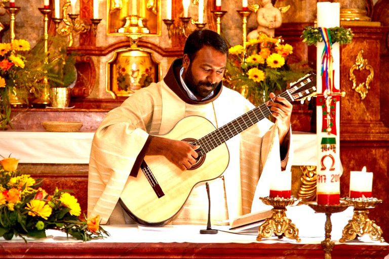 VIDEO: Rapping Monk Seeks to Spread Spiritual Word 