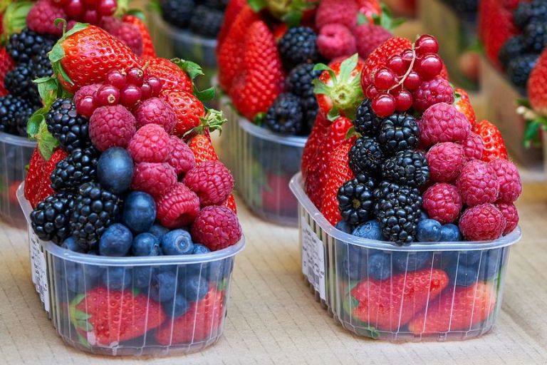 Flavonoid-Rich Foods Help Lower Blood Pressure: Study