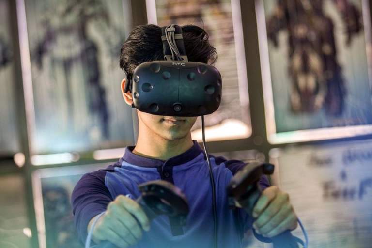 Steam VR Beta To Allow Users To Arrange Desktop Windows Inside Virtual World