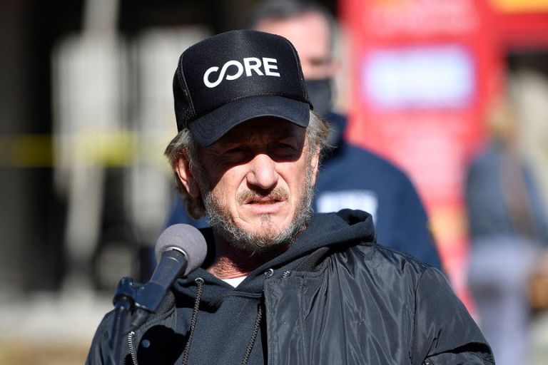 Sean Penn Stands By His Vaccination Request In Theaters And On Sets