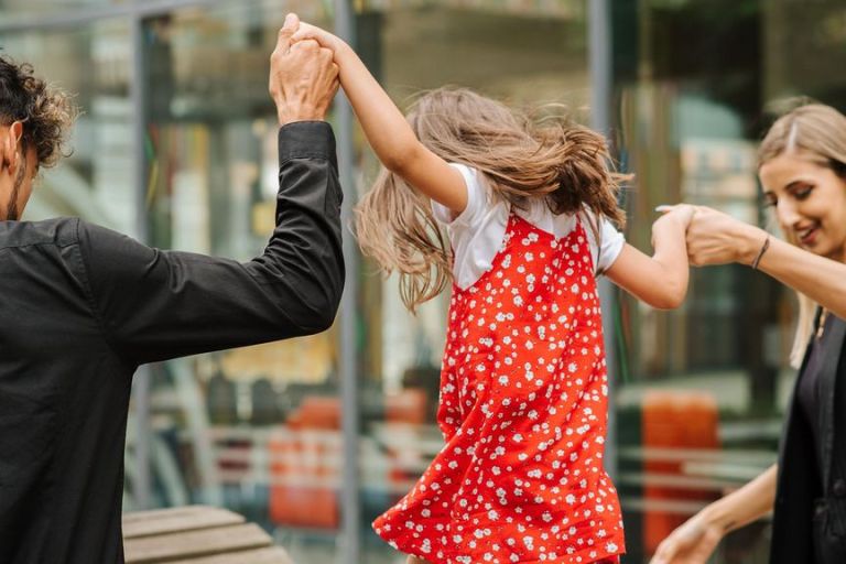 Study Suggests Ways To Support Kids’ Mental Health During Pandemic