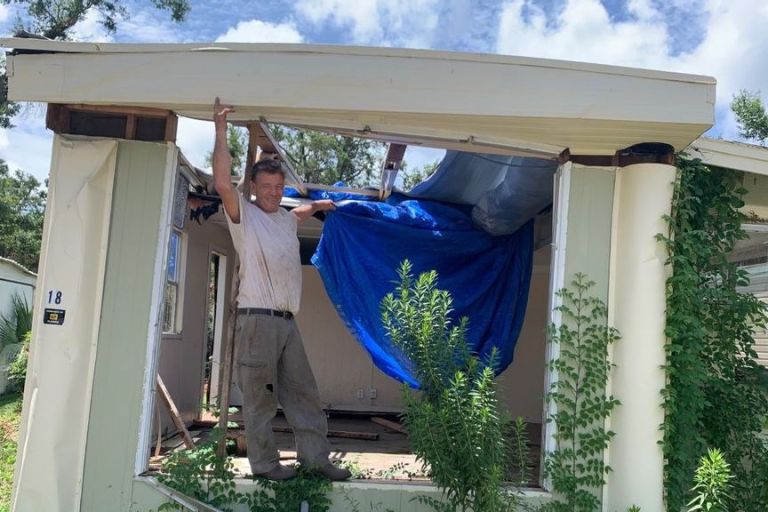For A City Battered By Hurricanes, Close-Knit Community Is The Only Way To Survive