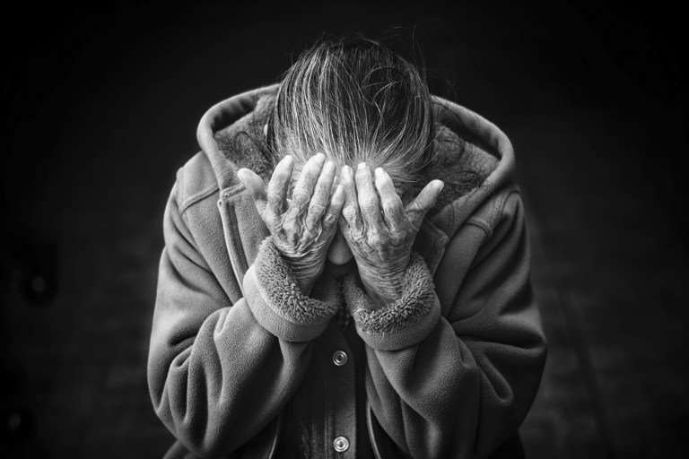 Study Suggests Alzheimer’s, COVID-19 Share Genetic Risk Factor