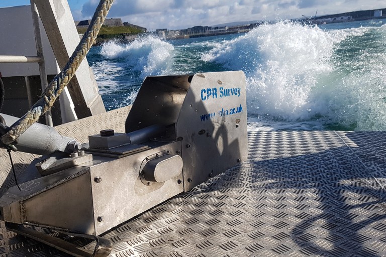 Study Finds Large Amounts Of Toxic Paint Flakes, Copper And Lead In The North Atlantic