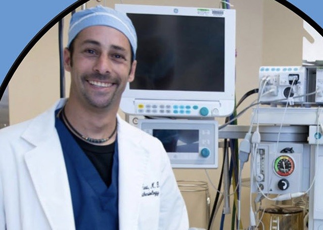 Hollywood Agency Hired Ex-Sushi Salesman with no Medical License to Test Stars for Covid-19