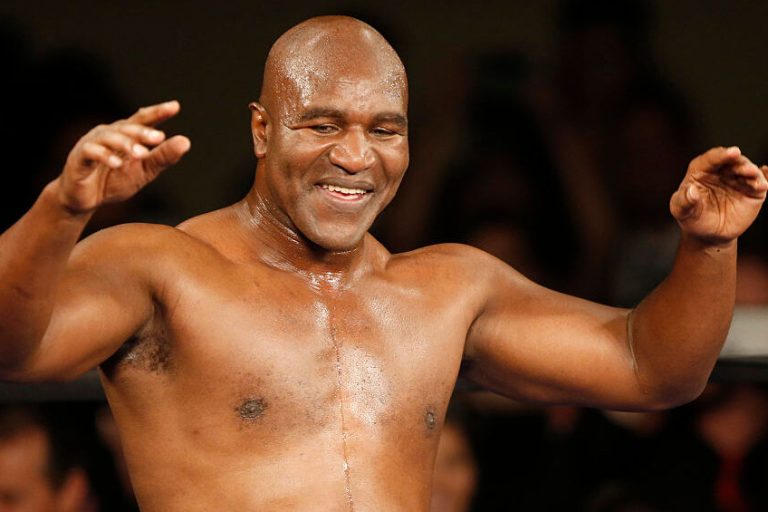 Evander Holyfield Versus Oleksandr Usyk: Who Would Win?