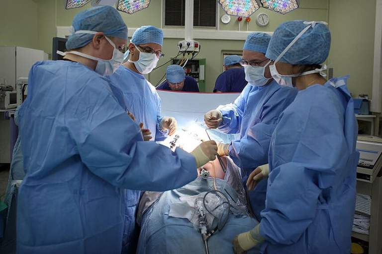 Smarter News Quiz: Medical Milestones, Celebrity Weddings and Early Americans