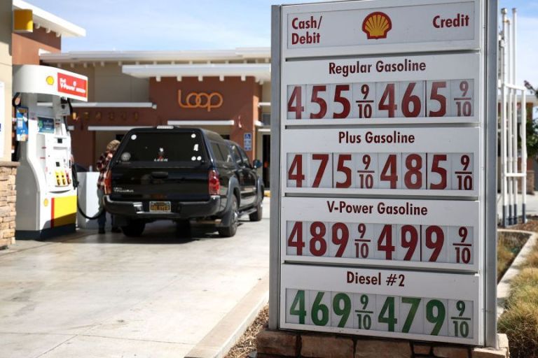 Consumers Seem Unfazed By 7-Year-High Gasoline Prices