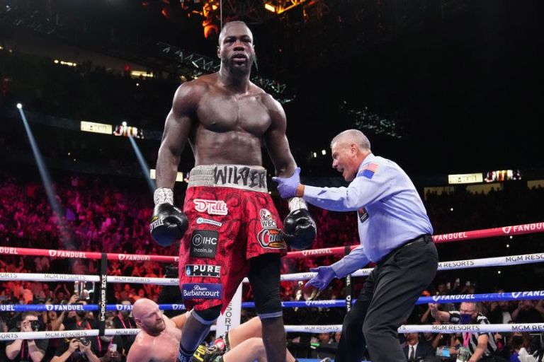 Deontay Wilder Had Surgery On His Right Hand After TKO Loss To Tyson Fury