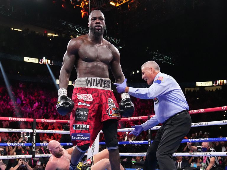 Deontay Wilder Had Surgery On His Right Hand After TKO Loss To Tyson Fury