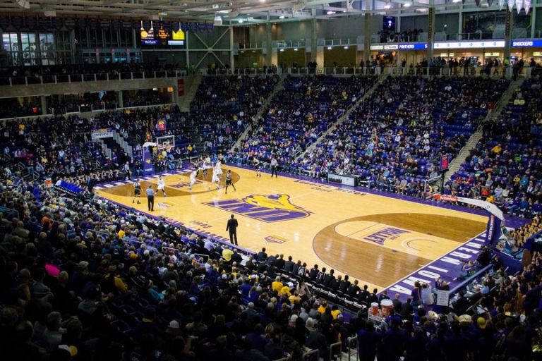 Pay For Play: New NCAA Rule Opens Door For Student-Athlete Compensation 