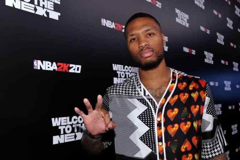 As Blazers Begin Makeover, Does Damian Lillard Staying Even Make Sense?