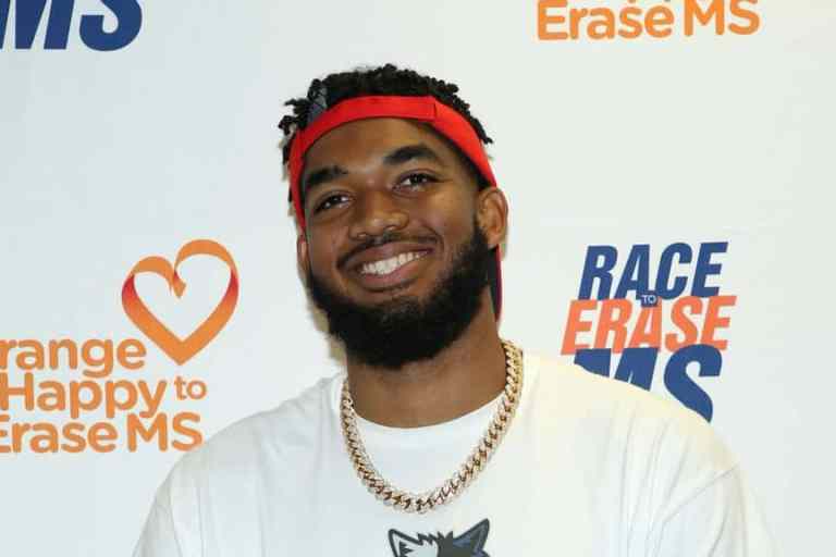 On The Block: Wolves Surging Behind Karl-Anthony Towns-Led Post Attack