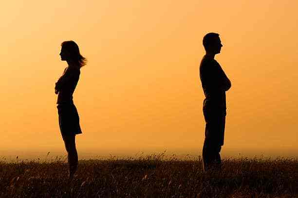 Dr. Linda Miles, Leading Psychotherapist, Discusses Dragging the Past Into Your Present Relationships