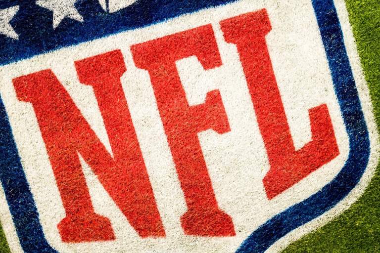 DISC Sports: The Week’s Top Sports News: Blockbuster NFL Trades, Wimbledon Finals, and MLB Gambling Scandals