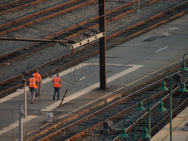 Biden Calls On Senate To Act As The Rail Strike Looms To Daily Economic Damage