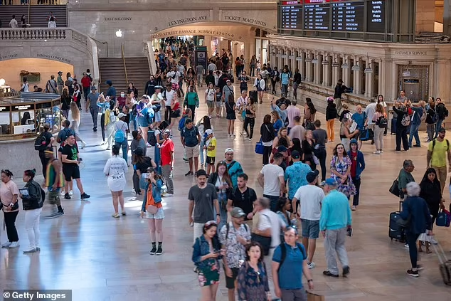 Great Labor Day getaway begins! 100M Americans will travel this weekend with more than 250K flights scheduled through Tuesday despite travel chaos caused by Hurricane Idalia