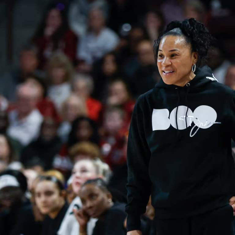 NCAA: Rising Stars & Undefeated Champions: A look at South Carolina’s Head Coach Dawn Staley