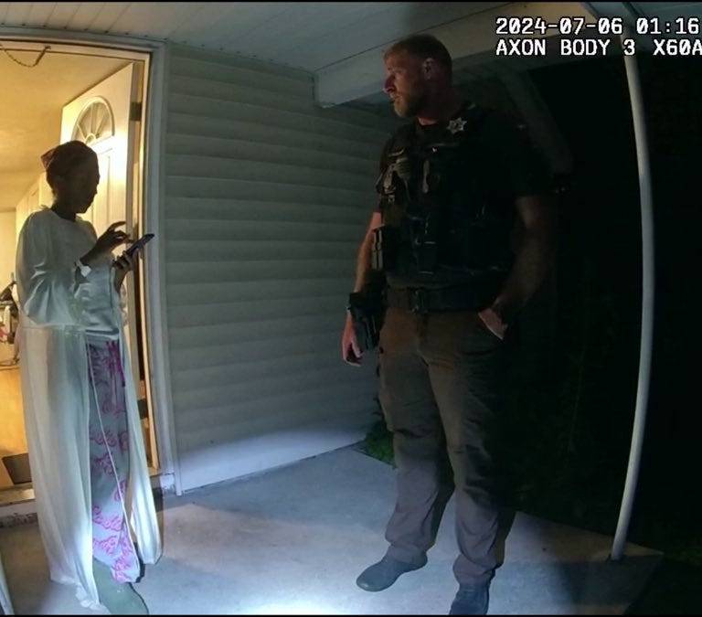 Body-cam video shows Illinois officer fatally shooting Black woman in face