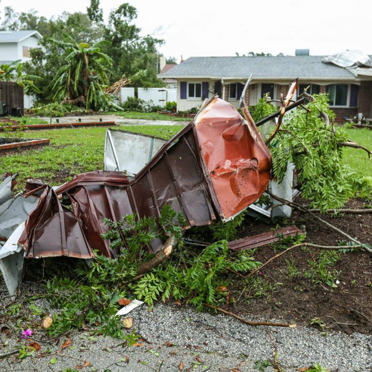 Houston area residents struggle without power and water as excruciating heat continues