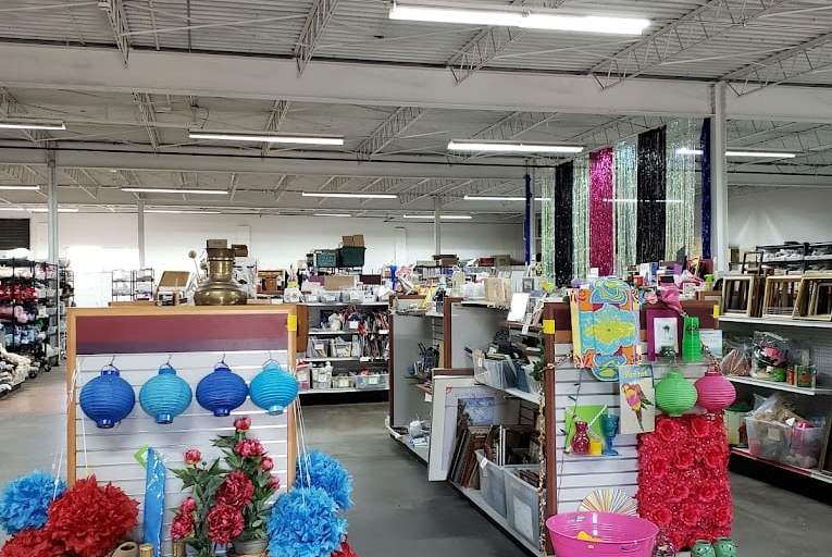 Making a Difference in Missouri: Spotlight on ScrapsKC and Their Creative Reuse Mission