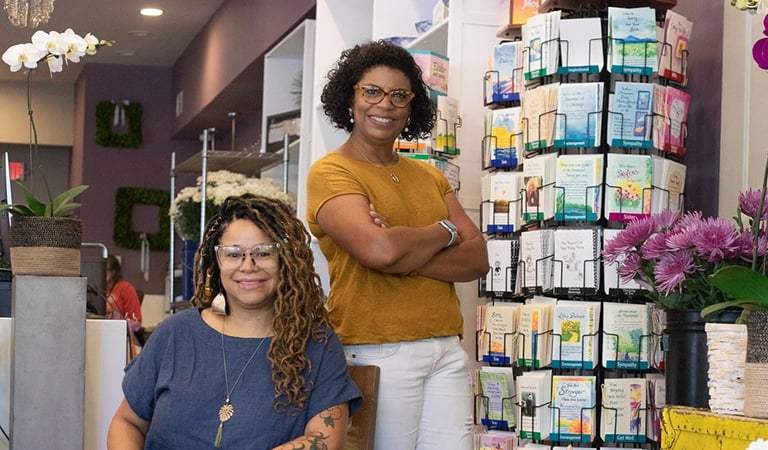 Things To Do In D.C.: Lee’s Flower Shop – Blooming Since 1945