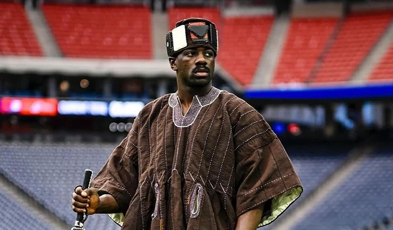 Jeremiah Owusu-Koramoah: Bringing African Pride to NFL Fashion