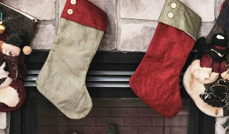 Transform Your Home: Top Holiday Decor Tips & New Year Deals