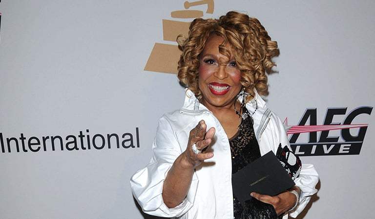 Remembering the Unforgettable Legacy of Roberta Flack: A Tribute to the Iconic Singer