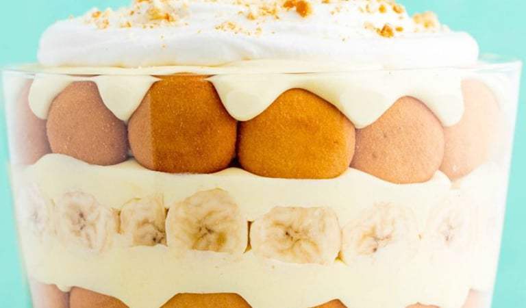 Banana Pudding is a Summer favorite Dessert
