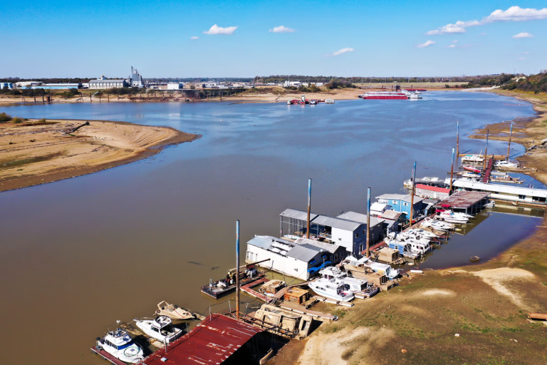 New dashboard provides drought data across Mississippi River Basin