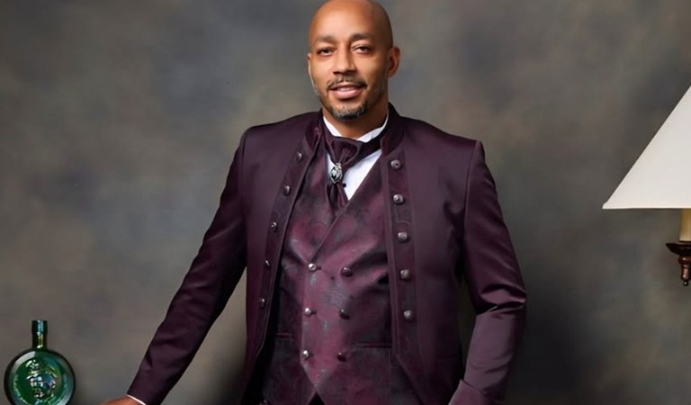 DISC Plus: Malik Whitaker: Repainting the World One Dot at a Time
