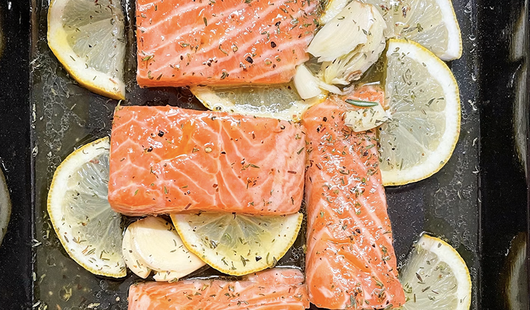 Top Desserts and Healthy Holiday Meals to Wow Your Guests