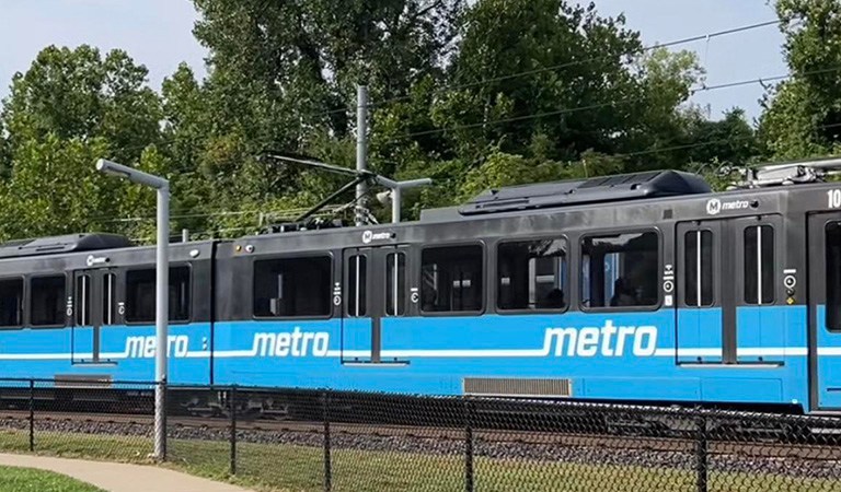 Make Your Move to Metro: Free Transit Passes Help Commuters Save Money and Reduce Stress
