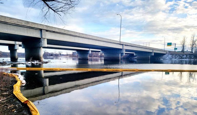 Minneapolis News: Snowstorm, Oil Spill & Auto Thefts: Minneapolis and St. Paul’s Week In Review
