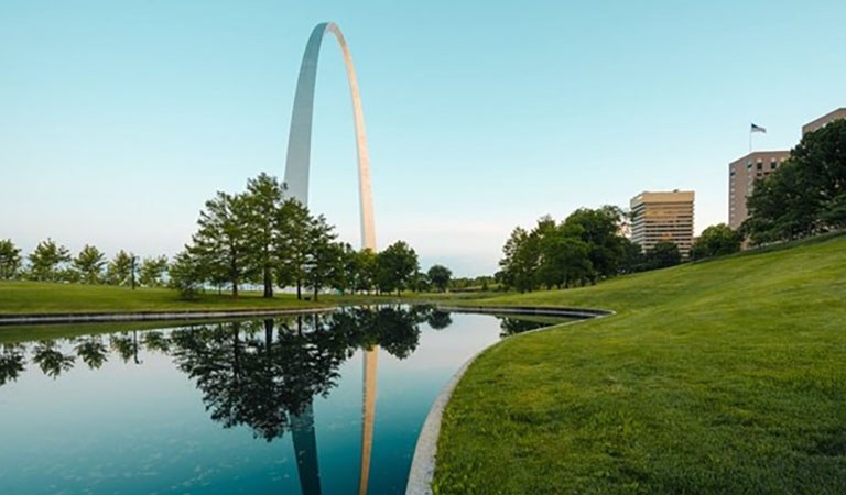 Metro East St. Louis News: Crime Sweeps, $2.7B Lawsuit, and Arch Expansion