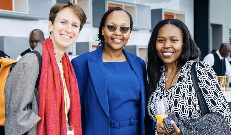 Advancing Women in Global Leadership: 2026 Trends & Systems