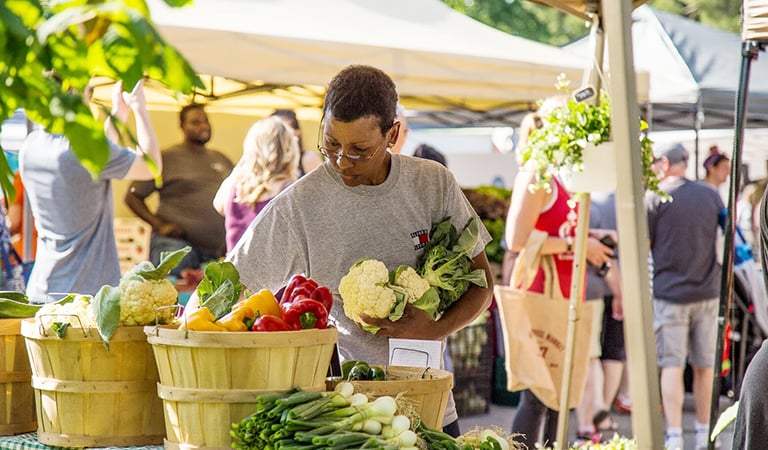 Top Farmers Markets in St. Louis: Best Local Eats & Goods