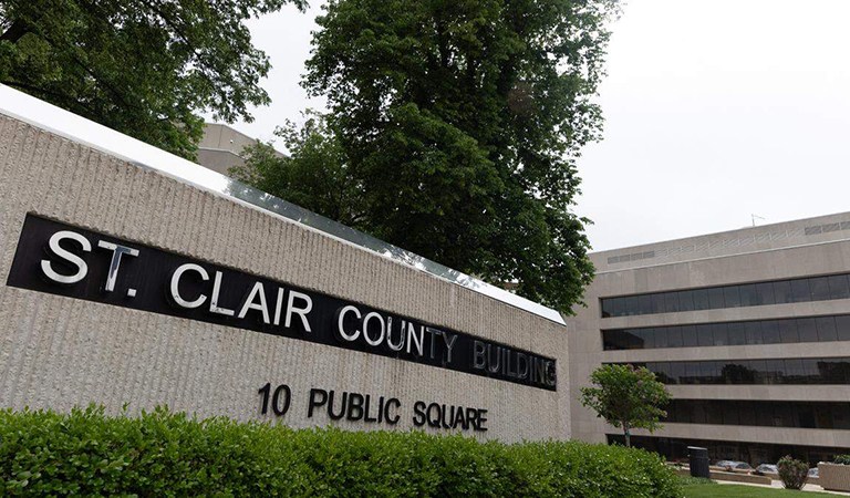 Metro East St. Louis News: Taxpayer Stakes Rise as St. Clair Settles Crash Claim, Alton Weighs CDBG Control, and Belleville Probes Trail Death