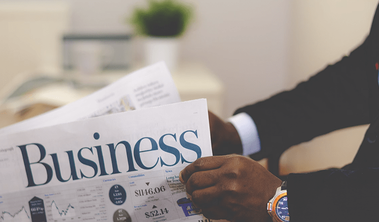 STL Black Biz Weekly Roundup: Free Headshots, 7 Open Contracts & Local AI: St. Louis weekly Power List