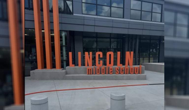 Metro East St. Louis News: Left in the Dark? How East St. Louis Fights Back with Solar Innovation Amidst Crumbing Schools and Blocked Public Funding