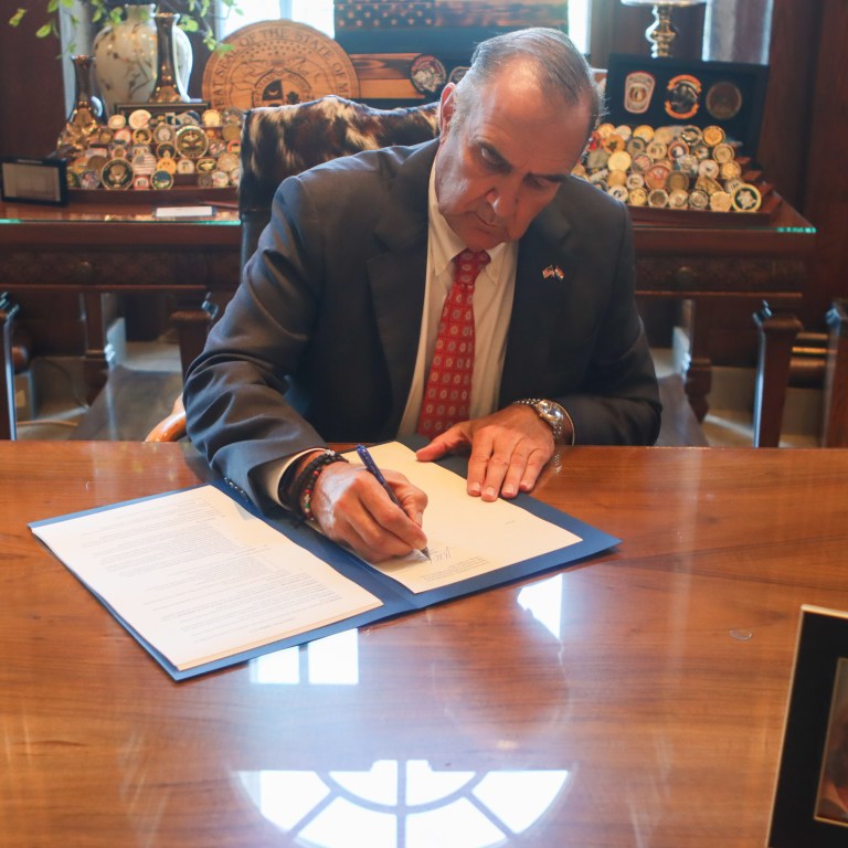 Governor Kehoe Signs Executive Order Establishing Missouri Child Welfare Task Force
