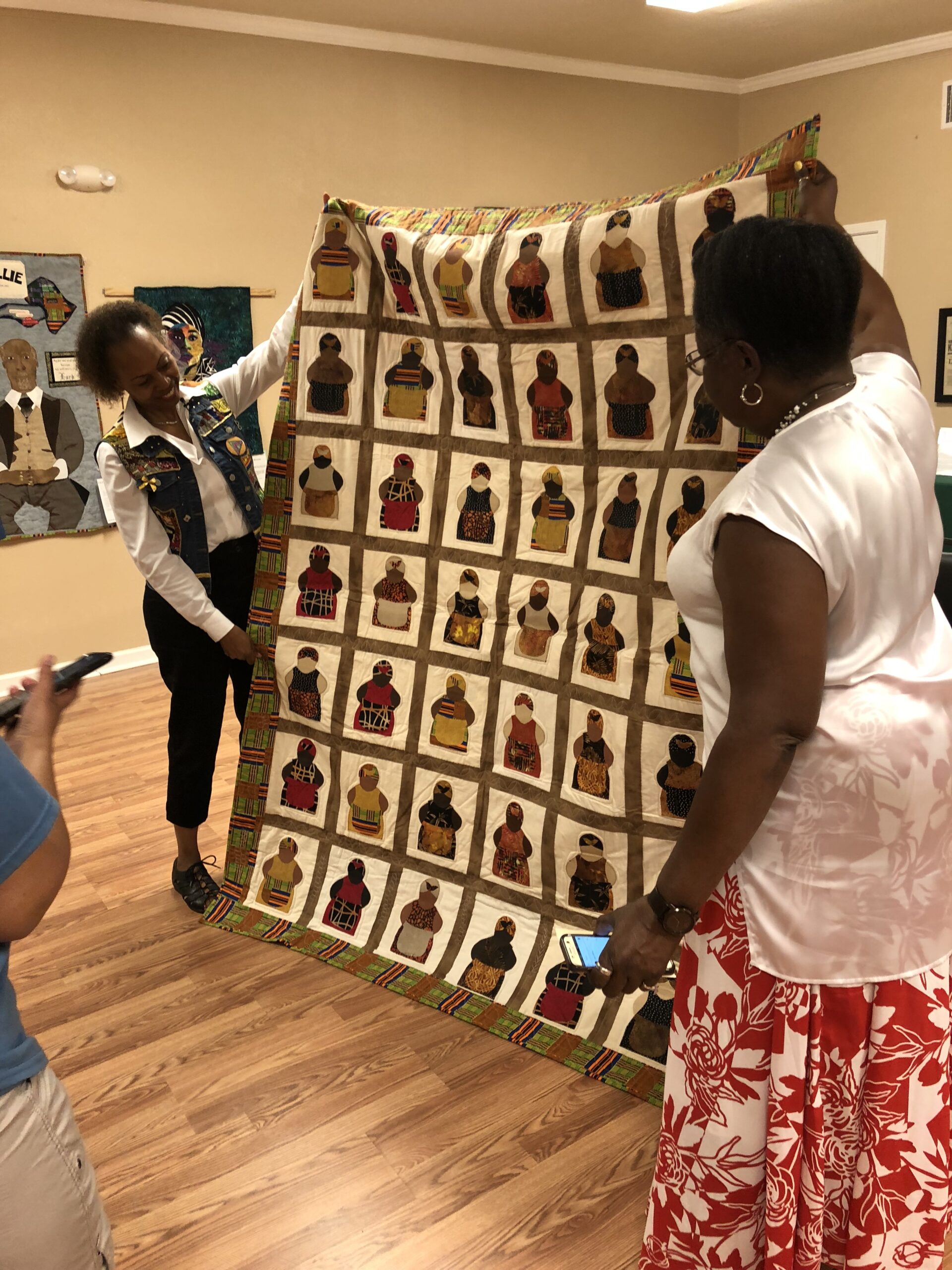 SAAACAM Quilt